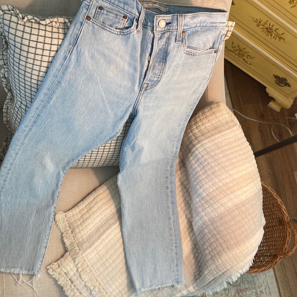Levi jeans